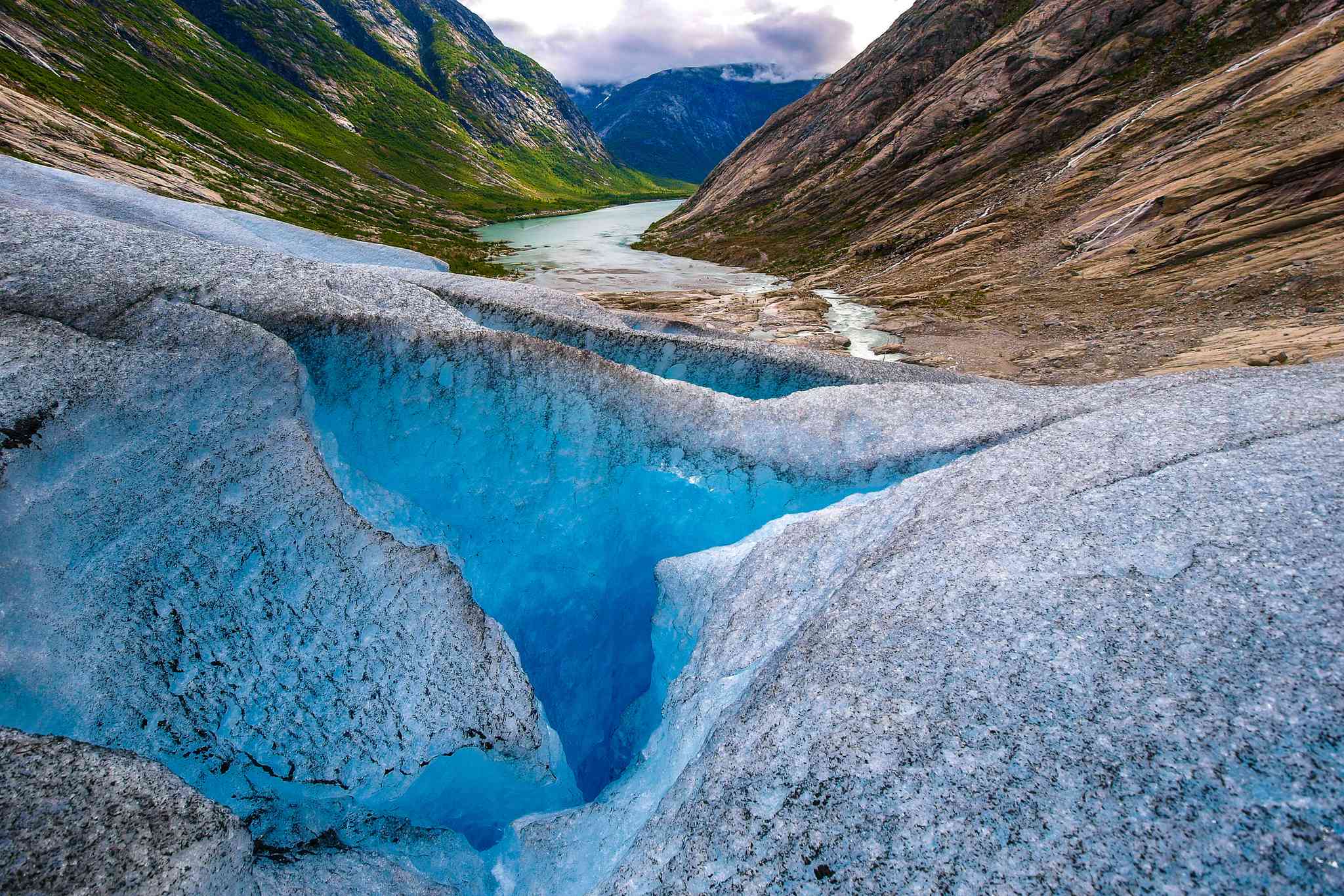 Blick auf die Landschaft von Jostedalsbreen Glacier National Park - private Tagesreise von Oslo - Foto 3